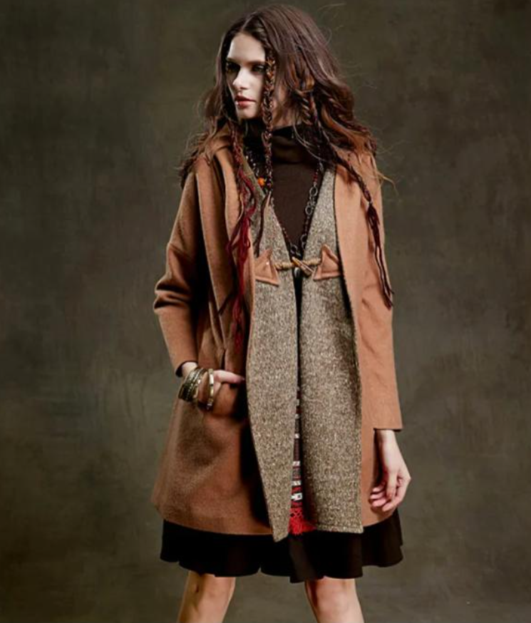 Manteau patchwork hippie vintage en laine.