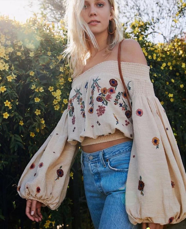 The boho embroidered cropped blouse.