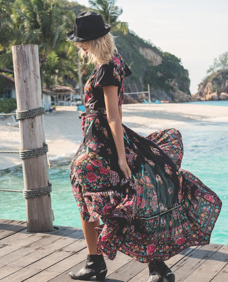 Long Bohemian Floral Fashion Dress.