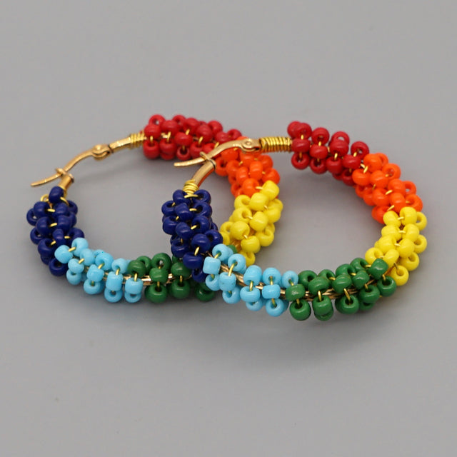 Bohemia multicolored hoop earrings in natural stones.